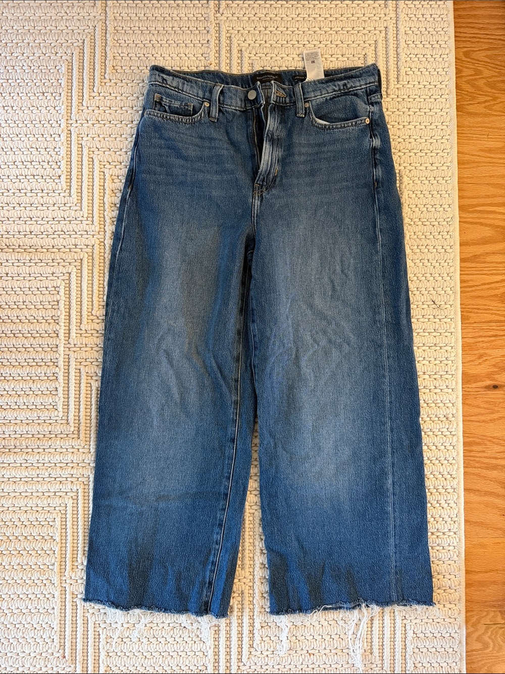 Banana Republic Cropped Wide-Leg Jeans in Medium Blue